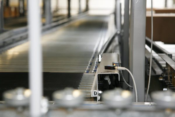 sensor on a conveyor belt