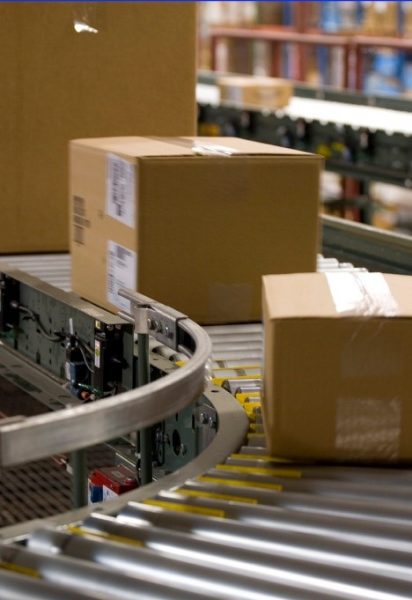 boxes on conveyor belt run by plc
