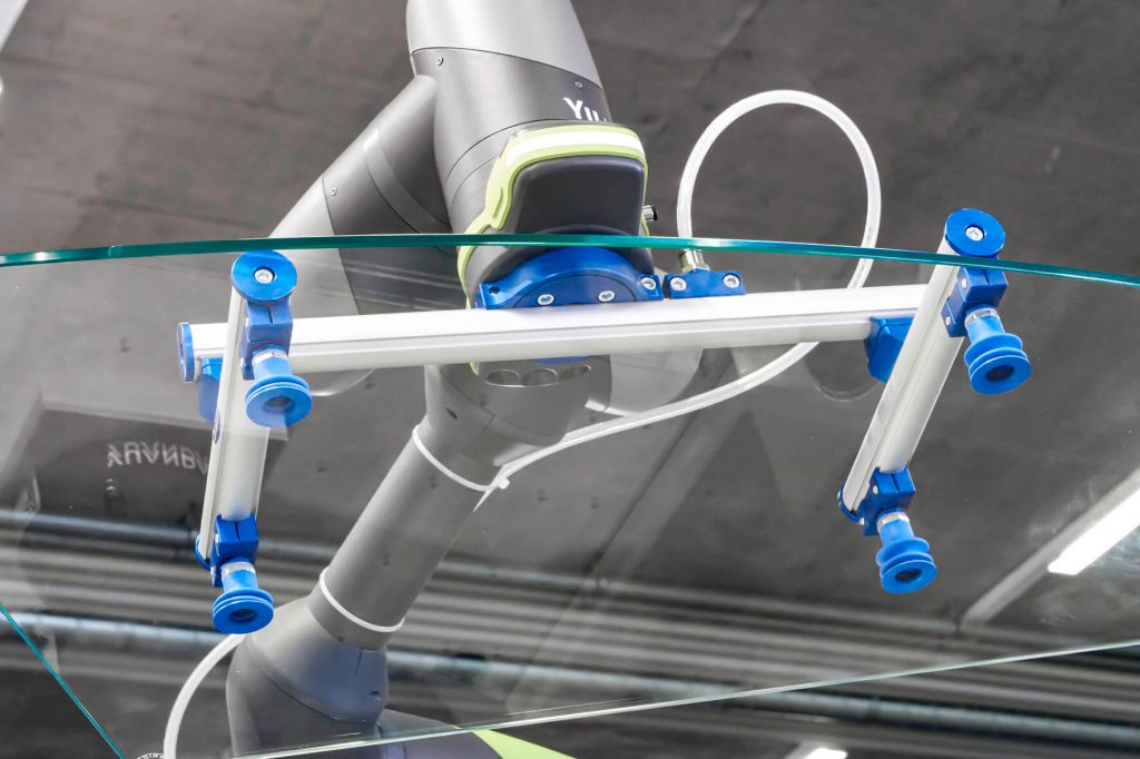 Pneumatic gripper system