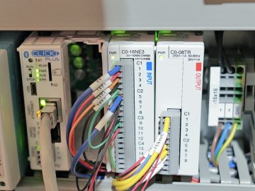 Mixing Dairy Feed with Automation