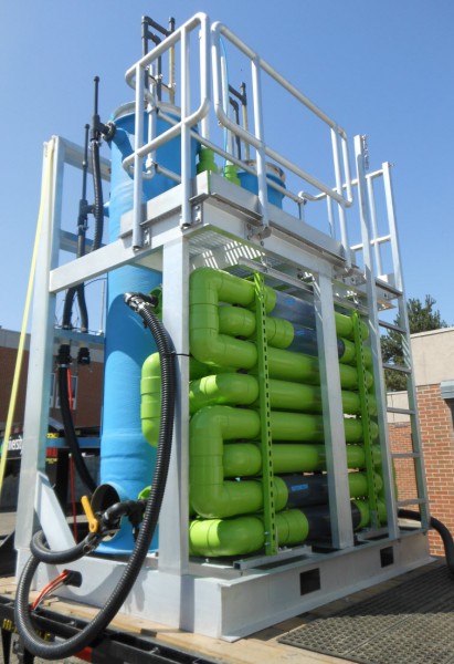 Portable water treatment plug-flow reactors