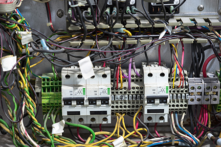 avoid wiring errors - rat's nest of wires