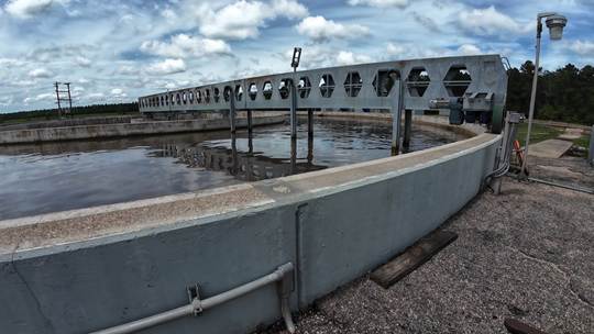 Automation Upgrade Gives New Life and Performance to an Aging Aeration Bridge